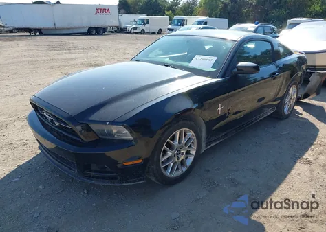 2014 Ford Mustang V6 Premium from USA, damaged, VIN 1ZVBP8AM2E5247130